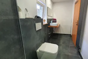 Ampio appartamento maisonette a 4 stelle nel cuore di Bad Langensalza - Image 3