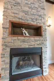 Chimney Hill - 06) Master Suite - Image 3