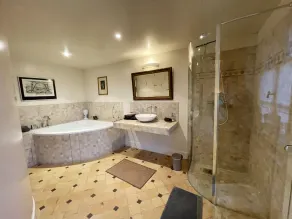 Château avec SPA privatif à 45 min de Paris et de Reims, 25 min de Disney - Image 4