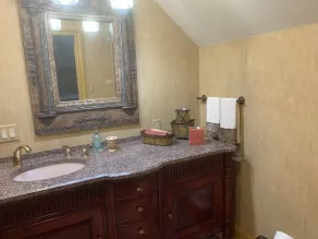 Carriage House on Country Estate - minutes from 6 wedding venues - Image 4