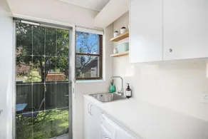 Ocean St Holiday Apartment - Image 2