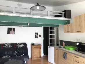 1 Bedroom Apartment in Tresques - Image 3