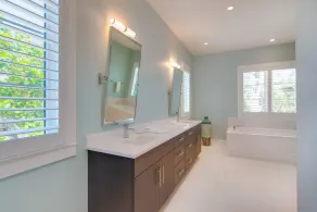 Maison Providence - Water Front Estate - Image 3