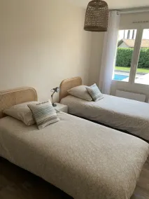 Agréable villa avec sa grande terrasse - Image 3