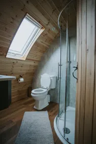Daisy -  a glamping pod that sleeps 4 guests  in 2 bedrooms - Image 4