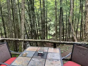 Base Camp Glamping @ Brook Ridge - Image 5