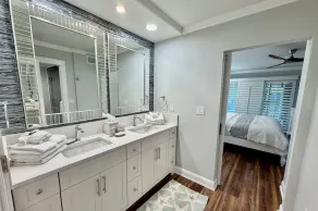 Écoutez l'océan appeler votre nom dans ce charmant condo classé argent! - Image 3