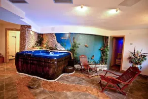 Five Bedroom Holiday Home With Pool and Sauna - Image 2