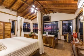 Casa Sea Breeze- Luxury OceanView Estate+50' Infinity Pool on 100 Acres - Image 5