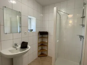 Comfortable House with Large Garden and Wifi Included - Image 3