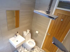Waterfall Lodge - Image 5