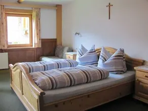 Doppel-oder Dreibettzimmer 1 - Haus Müller - Image 3