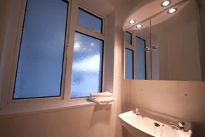 Norfolk Hotel - Image 4