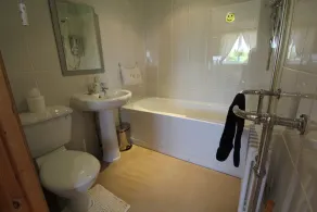 Bunny Meadows Holiday Farmhouse near Carmarthen & Pembrokeshire - Image 4