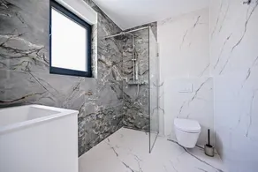 Luxuriöses Apartment Stone Flower mit privatem Pool - Image 3