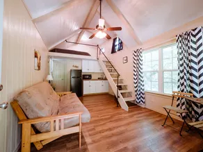 Tiny House Cabins - Image 4