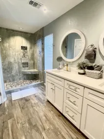 15 min to Downtown Dallas! 4BR Family Friendly Home - Image 2