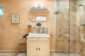 Rose Cottage Apartment – Relax and Unwind - Image 5