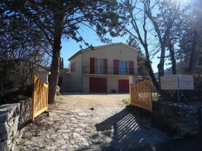 Ferienhaus in der südlichen Ardèche mit Pool (4 x 8) auf großem eingezäuntem Grundstück (4000 m) - Image 4