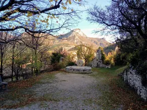 Casa \"Le Vieil Olivier\" con vistas a la montaña, piscina compartida y Wi-Fi - Image 1