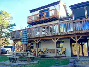 Pocono Lakefront Vor-Ort-Swimmingpool / Whirlpool, Spielset / 2 Docks / Sandstrand / Boote - Image 3