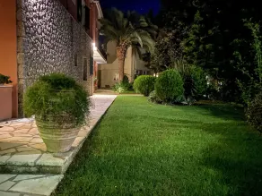 COSY ONE BEDROOM STUDIO / APARTMENT JUST 3 MIN WALK FROM DASSIA BEACH - Image 5