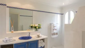Quality Villa, utsikt över Santa Ponsa Bay, uppvärmd pool och fullt luftkonditionerade - Image 3