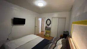 Funky Liberty Village Apt - Mins to Downtown! - Image 5