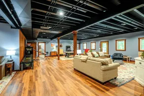 Family Lakeside Cottage | New SAUNA | 4-6 BR | up to 20 - Image 3