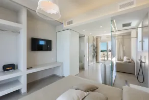Perla Saracena Luxury Suites - Image 4