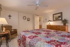 Oceanfront Condo directly across from Long Sand Beach - Image 4