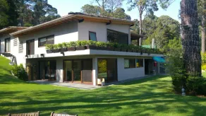 Excelent property, 2,000 m2 OF garden , the house has 900 m2 beautiful view   - Image 5