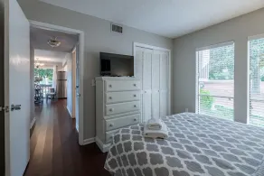 Newly Renovated Lakeview Condo Complex First Floor Oasis! - Image 4