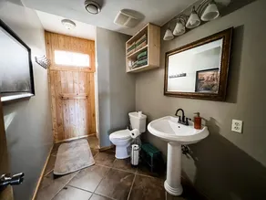 Beautiful Northwoods Home with Lake Vermilion Access - Image 4