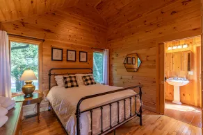Chalet at The Summit of Beech - Incredible 50+ Views! Perfect Couples' Ski or Hiking/Biking Getaway! - Image 4