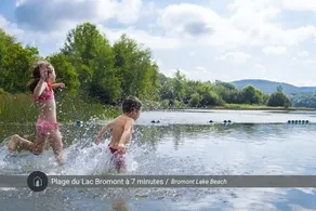 Le 14 Chalets Howard - Spa-Shower-Hammock-Bromont - Image 3