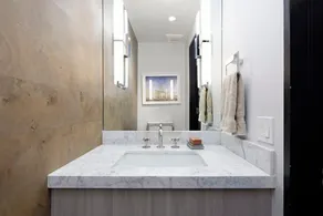 4 BR- 2150 sq ft high end condo / steps to bus to 4 mountains - Image 2