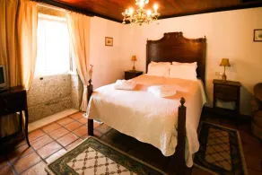 Caretaker's House - Image 5