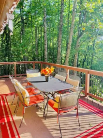 Relax in Nature's Beauty: Private Log Cabin w/ two Spacious, Open Living Areas - Image 4