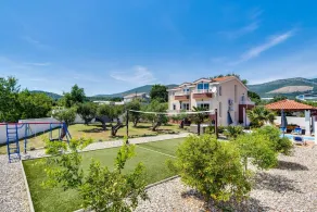 Villa Suker - Jacuzzi, Pool, Sauna - Image 2