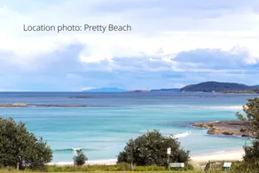 Retro Beach Cottage - Image 4
