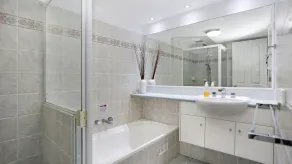 Wassermann Apartment 4 - Image 4