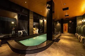 Hotel Okura - Image 2