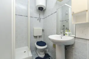 Apartamentos Davor (21221-A1) - Jadrtovac - Image 3