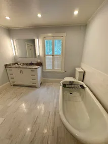 Historic Captains House - Newly Renovated Primary Bathroom and Upgraded Kitchen - Image 3