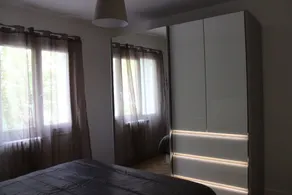 Dejlig 48m2 F2 med stor balkon, komfortabel, meget lys, klassificeret 4 stjerner - Image 3