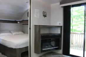 RV Rental #5 Sleeps 6 people - Image 4