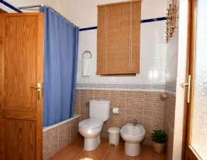 Kan Bril mysig villa med pool och stort utomhusområde 409 - Image 2