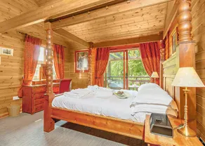Falkner Watersedge Lodge - Image 3
