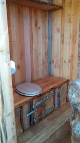 Waterside cabin in the Corrézienne countryside - Image 3